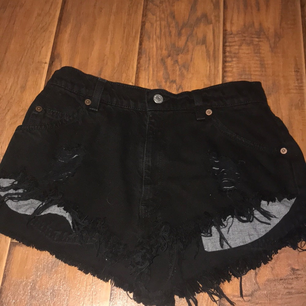 Levi’s cut off shorts